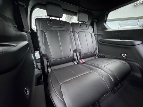 New 2025 Jeep Grand Cherokee L Limited w/ Black Appearance Package image 20