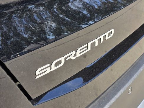 New 2026 Kia Sorento S w/ S Panoramic Sunroof Package FWD image 8