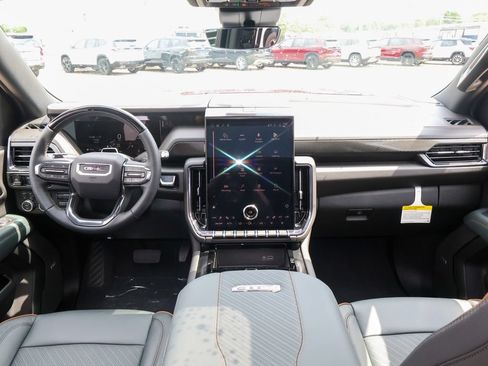 New 2026 GMC Yukon XL AT4 w/ AT4 Premium Plus Package AWD/4WD image 20