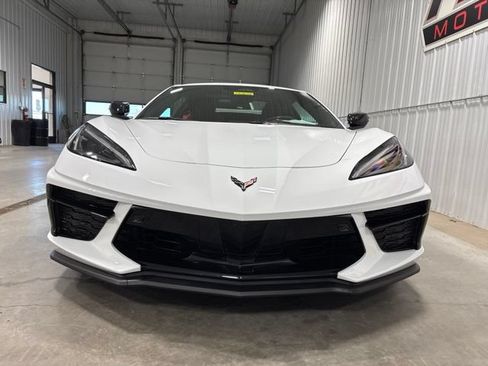 Used 2024 Chevrolet Corvette Stingray Premium Conv w/ Z51 Performance Package RWD image 8