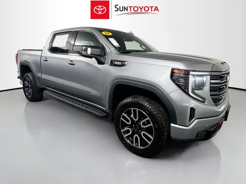 Used 2024 GMC Sierra 1500 AT4 w/ AT4 Preferred Package AWD/4WD image 1