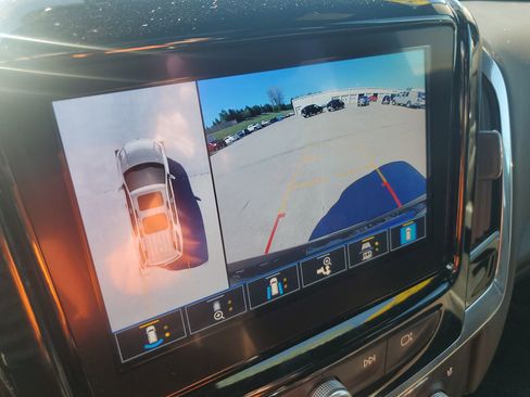 Certified 2023 Chevrolet Traverse High Country image 23