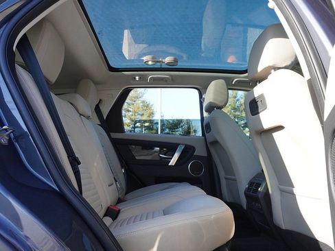 Used 2024 Land Rover Discovery Sport S image 43