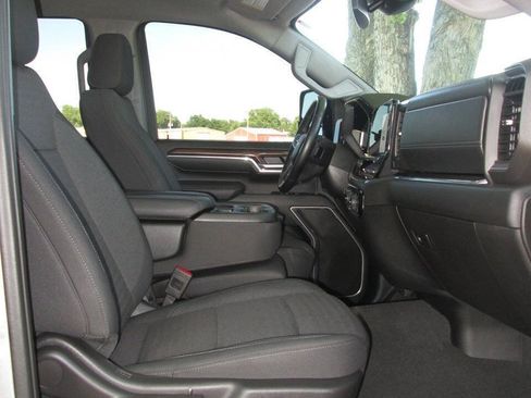 Used 2025 Chevrolet Silverado 3500 LT w/ All Star Edition AWD/4WD image 27