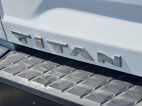 Used 2021 Nissan Titan S w/ S Utility Package RWD image 11