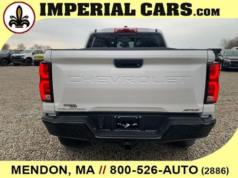New 2026 Chevrolet Colorado ZR2 w/ Technology Package AWD/4WD image 10