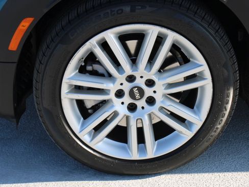 Used 2019 MINI Cooper Countryman SE w/ Premium Package image 9