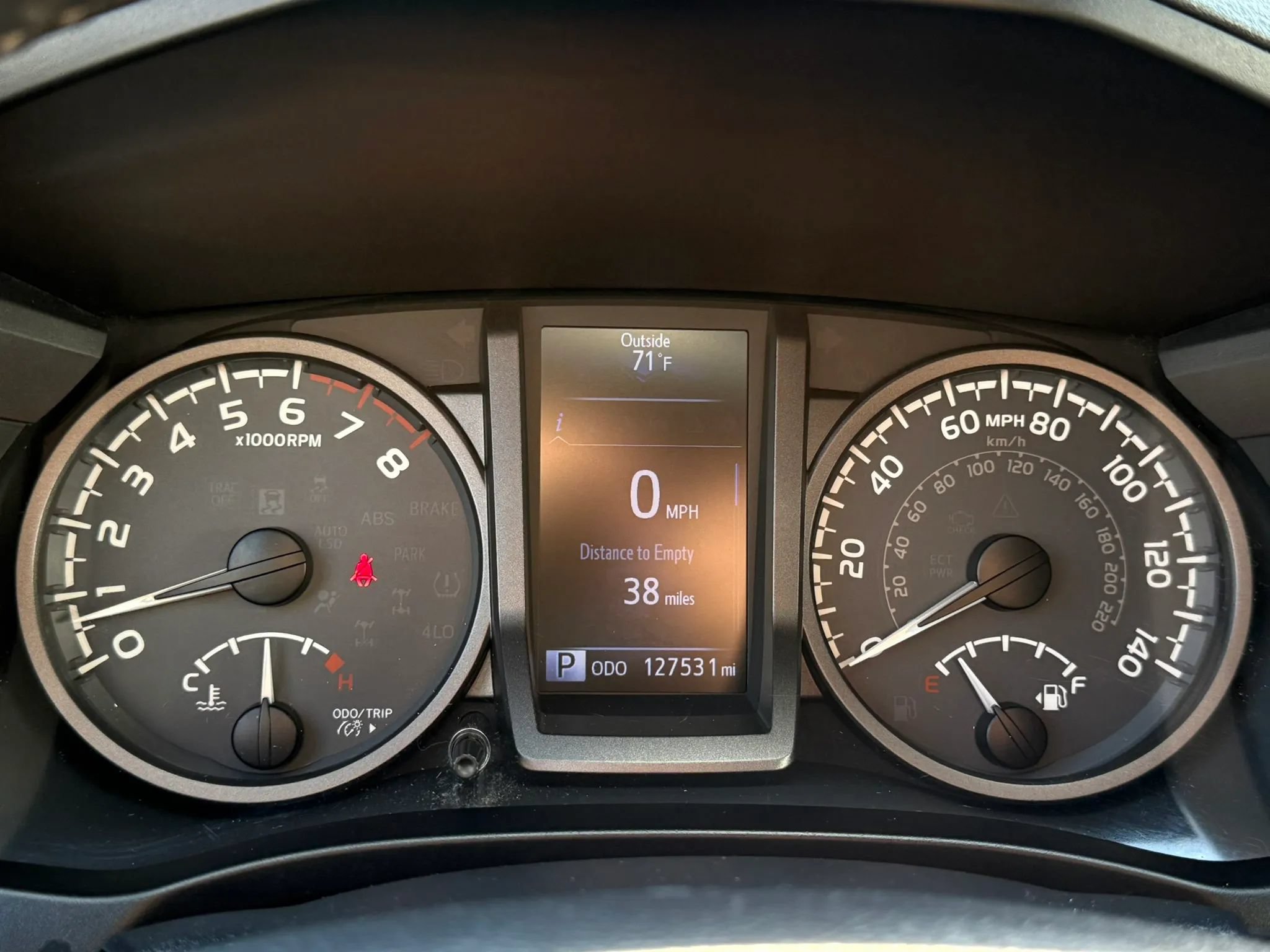 Used 2016 Toyota Tacoma TRD Sport w/ Towing Package AWD/4WD image 18