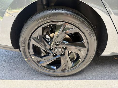 New 2026 Hyundai Elantra Sport FWD image 18