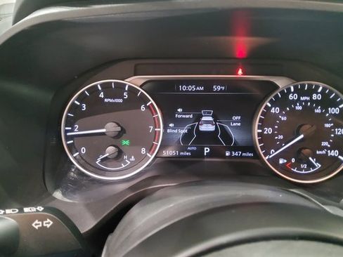 Used 2024 Nissan Rogue SV image 35