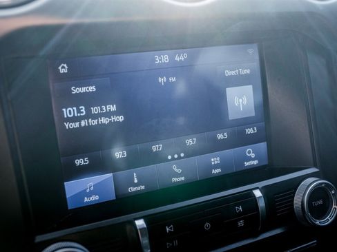 Used 2021 Ford Mustang Premium image 24