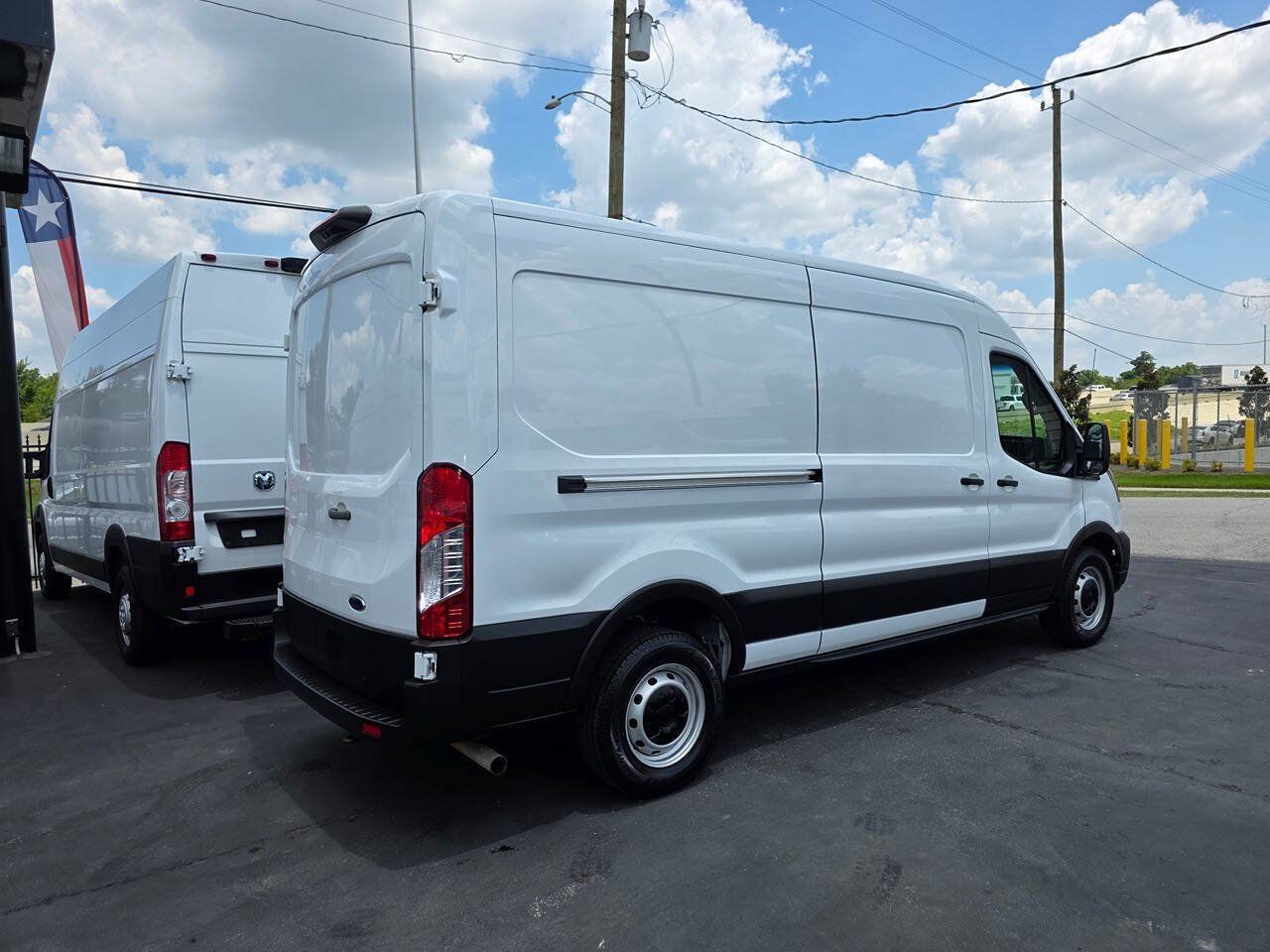 Used 2021 Ford Transit 250 Medium Roof RWD image 6