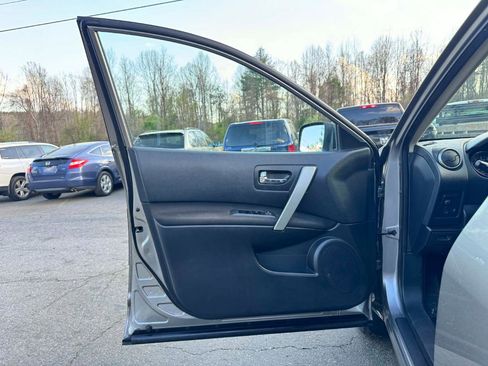 Used 2012 Nissan Rogue S w/ Special Edition Pkg image 9