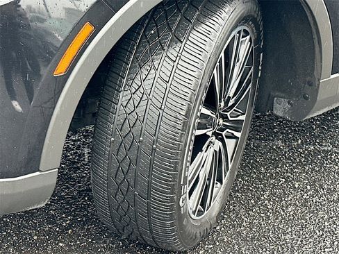 Used 2017 Lincoln MKX Black Label w/ Lincoln MKX Climate Package image 25