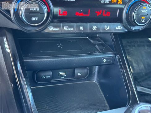 Used 2022 Kia Forte GT image 28