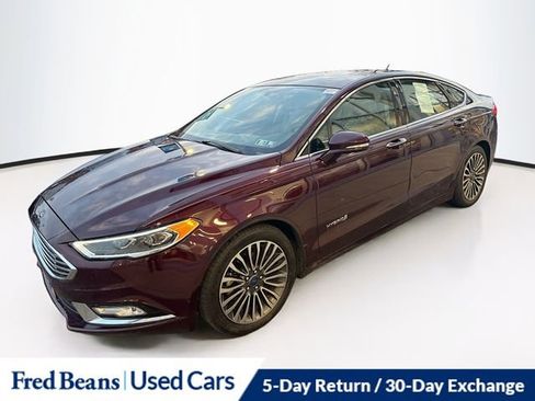 Used 2017 Ford Fusion SE w/ Equipment Group 602A image 3