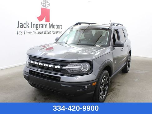 Used 2024 Ford Bronco Sport Outer Banks AWD/4WD image 1