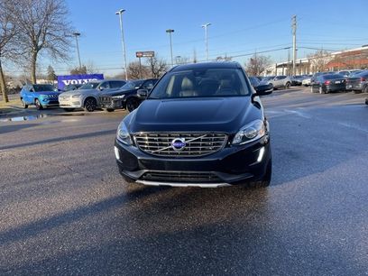 Used 2017 Volvo XC60 T6 Inscription w/ Preferred Option Package