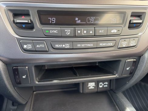 Used 2022 Honda Pilot EX-L image 16