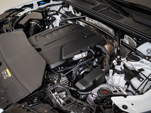 New 2025 Audi Q5 Premium Plus image 36