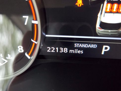 Used 2023 Nissan Rogue SV w/ SV Premium B Package FWD image 35