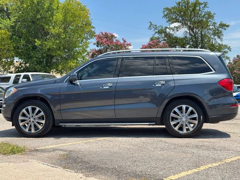 Used 2013 Mercedes-Benz GL 320 BlueTEC 4MATIC image 3