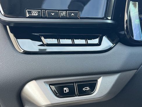 Certified 2025 Lexus RX 450h AWD w/ Luxury Package image 21