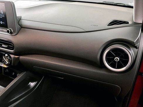 Used 2022 Hyundai Kona SEL AWD/4WD image 15