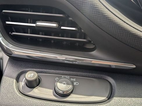 New 2025 Buick Envista Preferred image 20