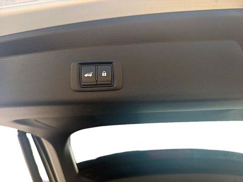 Used 2022 Mitsubishi Outlander SE AWD/4WD image 8