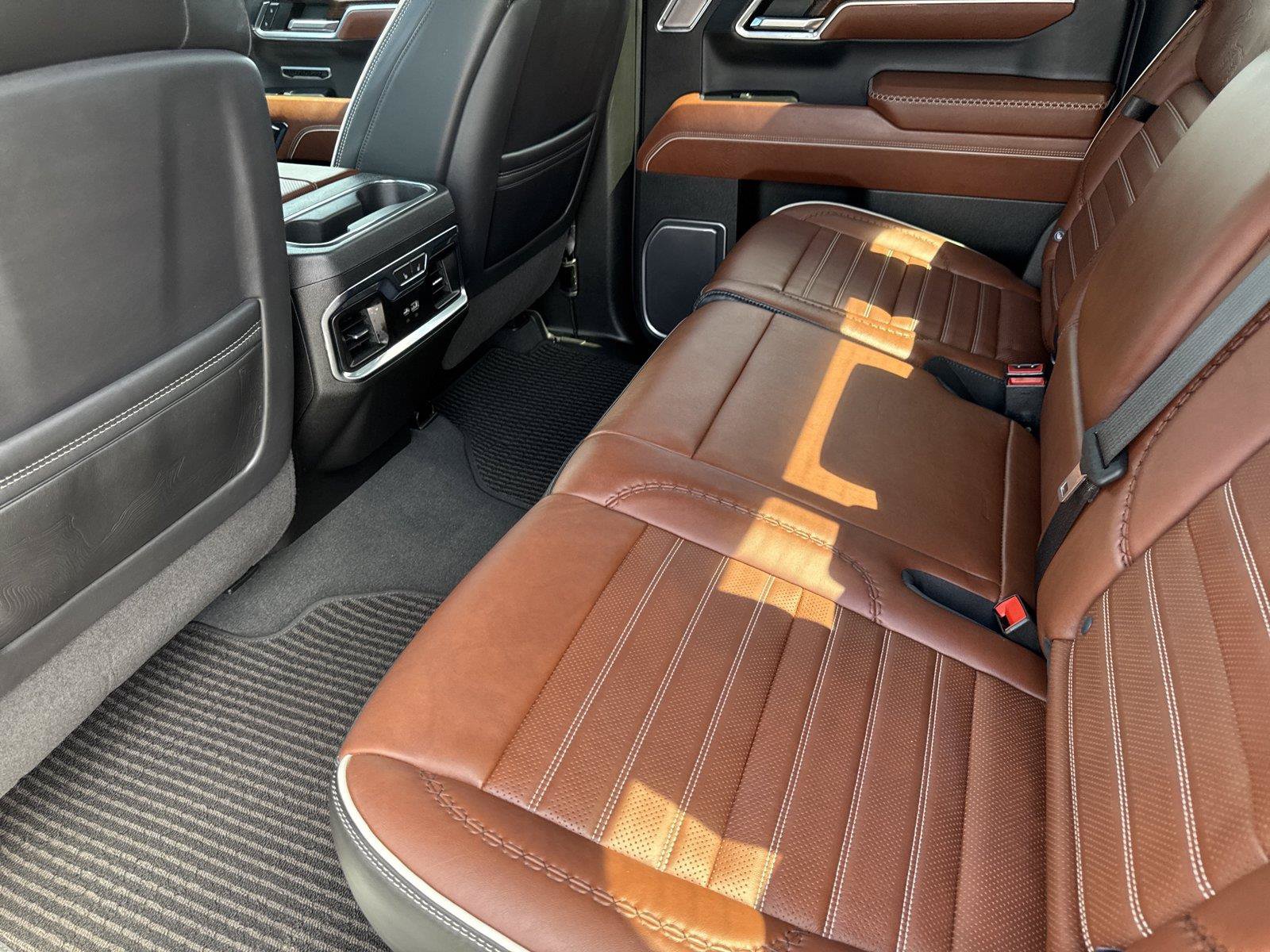 Used 2023 GMC Sierra 1500 Denali Ultimate AWD/4WD image 32
