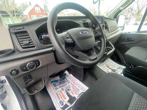 Used 2024 Ford Transit 250 T-250 130 Low Rf 9070 GVWR RW w/ Exterior Upgrade Package image 15