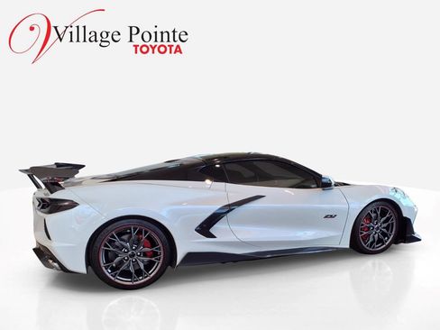 Used 2023 Chevrolet Corvette Stingray Premium Cpe RWD image 6