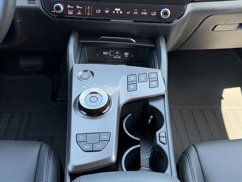 New 2026 Kia Sportage SX Prestige AWD/4WD image 17