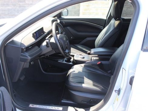 Used 2023 Ford Mustang Mach-E Premium AWD/4WD image 23