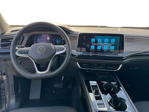 New 2026 Volkswagen Atlas SEL AWD/4WD image 16