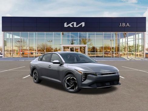 New 2026 Kia K4 EX image 8