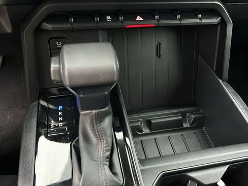 Used 2023 Toyota Tundra SR5 image 27