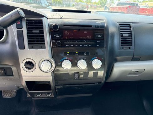 Used 2013 Toyota Tundra 4x4 Double Cab w/ Tow Pkg image 11