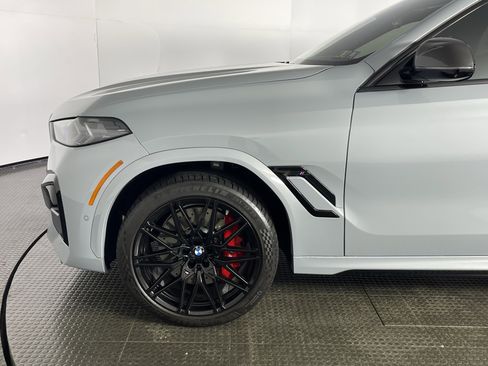 Used 2025 BMW X6 M Competition w/ Executive Package image 4