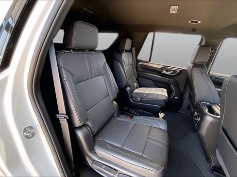 Certified 2024 Chevrolet Tahoe RST w/ RST Performance Edition AWD/4WD image 19