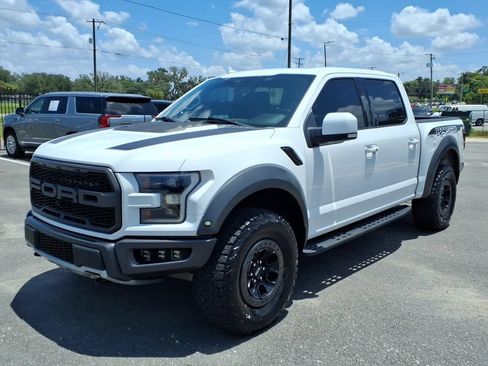 Used 2019 Ford F150 Raptor w/ Equipment Group 802A Luxury AWD/4WD image 3