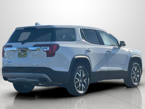 Used 2023 GMC Acadia SLE image 5