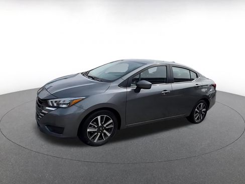 Used 2025 Nissan Versa SV FWD image 7
