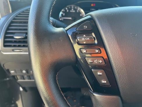 Used 2024 INFINITI QX80 Luxe image 8