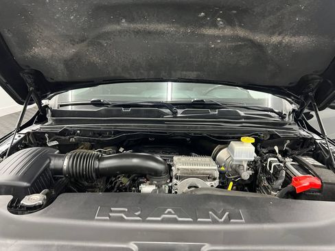 Used 2024 RAM 1500 Laramie AWD/4WD image 29