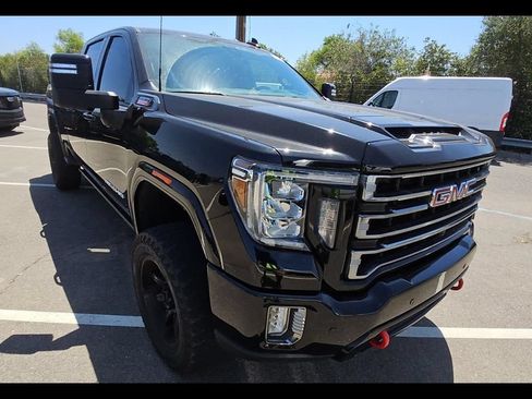 Used 2023 GMC Sierra 2500 AT4 w/ AT4 Premium Plus Package AWD/4WD image 4