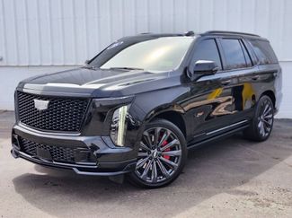Used 2025 Cadillac Escalade V w/ LPO, Floor Liner Package AWD/4WD video 1