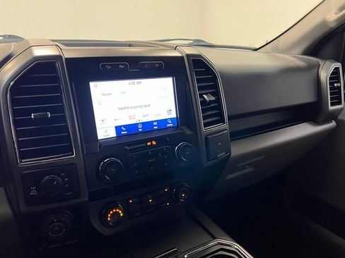 Used 2020 Ford F150 XLT w/ Equipment Group 302A Luxury AWD/4WD image 23