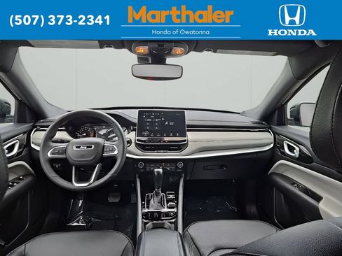 Used 2025 Jeep Compass Limited AWD/4WD image 22